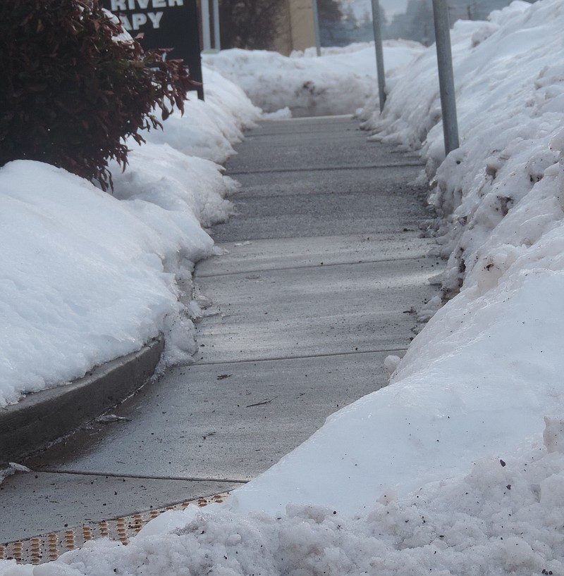 City To Enforce Code Property Owners Must Keep Sidewalks Clear This Winter Hood River News 